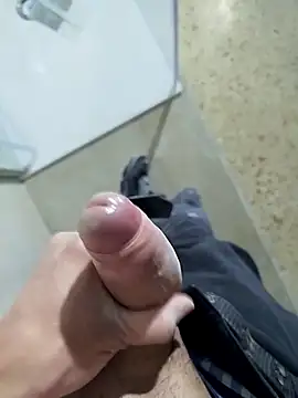 nofaceloverss online show from 12-22-25, 02:39