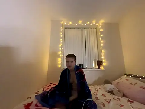 Snapshot of lucyx_xx chatting on 12-04-25, 06:07 lucyx xx online show from 12-04-25, 06:07