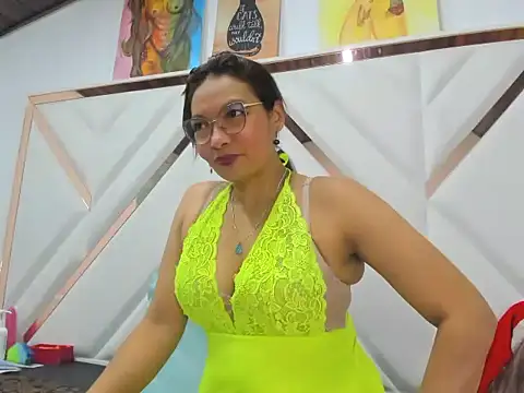 Valeria gil  online show from 12-03-25, 11:36