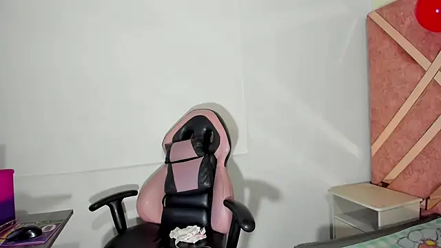 Valeria gil  online show from 02-19-26, 02:52