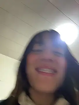 Mia fiire online show from 01-17-26, 03:10