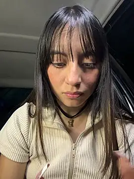 Mia fiire online show from 01-15-26, 02:37