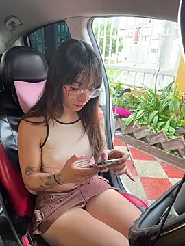 Snapshot of Mia_fiire chatting on 11-30-25, 07:36 Mia fiire online show from 11-30-25, 07:36