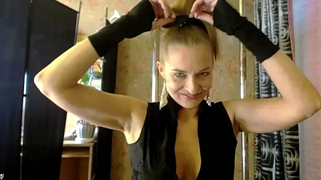 Soniakiss online show from 03-27-26, 02:40