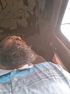 Snapshot of Joes_cock chatting on 02-25-26, 12:49 Joes cock online show from 02-25-26, 12:49