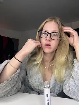 RosieLovexoxx online show from 01-05-26, 05:38