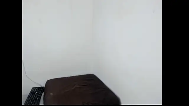 Snapshot of violetaebony chatting on 02-08-26, 07:55 violetaebony online show from 02-08-26, 07:55