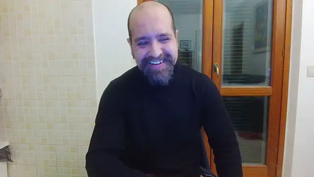 Snapshot of AMIRDIB2025 chatting on 02-06-26, 03:35 AMIRDIB2025 online show from 02-06-26, 03:35