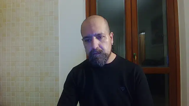 Snapshot of AMIRDIB2025 chatting on 02-14-26, 07:03 AMIRDIB2025 online show from 02-14-26, 07:03