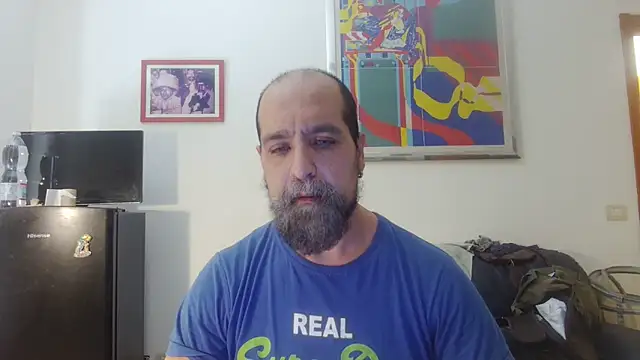 Snapshot of AMIRDIB2025 chatting on 06-05-26, 06:52 AMIRDIB2025 online show from 06-05-26, 06:52