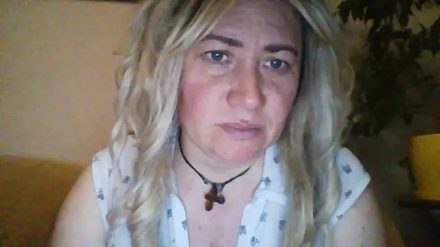 ClaireShannon online show from 01-08-26, 05:52