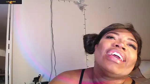 Snapshot of GraceMaaceey chatting on 05-13-26, 11:50 GraceMaaceey online show from 05-13-26, 11:50