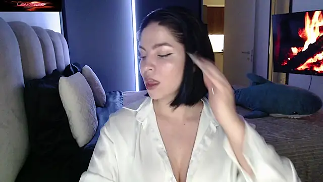 RachelCamp online show from 04-01-26, 09:12