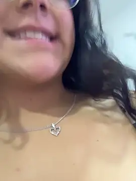 Snapshot of Dafne_se chatting on 05-19-26, 01:56 Dafne se online show from 05-19-26, 01:56