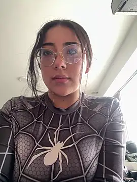 Snapshot of Dafne_se chatting on 05-15-26, 07:56 Dafne se online show from 05-15-26, 07:56