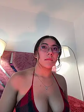 Snapshot of Dafne_se chatting on 05-20-26, 12:40 Dafne se online show from 05-20-26, 12:40