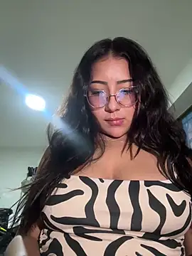 Snapshot of Dafne_se chatting on 05-18-26, 11:20 Dafne se online show from 05-18-26, 11:20