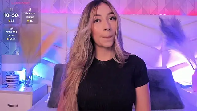 Lizzi Hotman  online show from 06-16-26, 08:20
