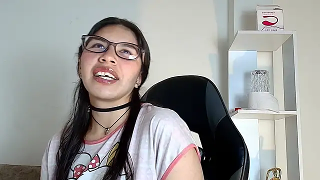 Nahomi rous777 online show from 12-15-25, 03:29