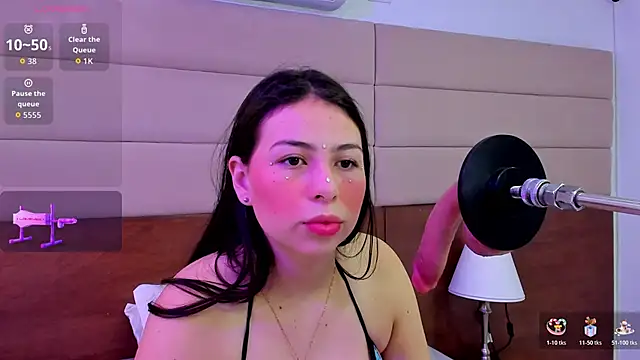 dahian boobs online show from 12-21-25, 11:45