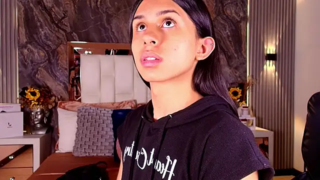 Caroline foster1 online show from 03-27-26, 12:06