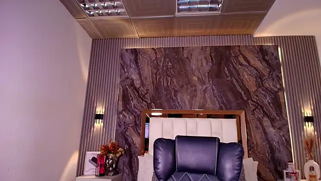 Snapshot of Caroline_foster1 chatting on 12-20-25, 11:57 Caroline foster1 online show from 12-20-25, 11:57