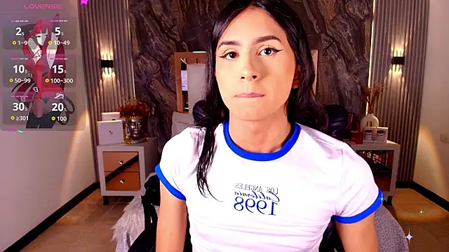 Caroline foster1 online show from 03-04-26, 12:13