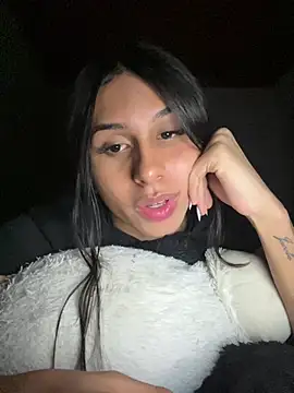 Caroline foster1 online show from 04-10-26, 05:58