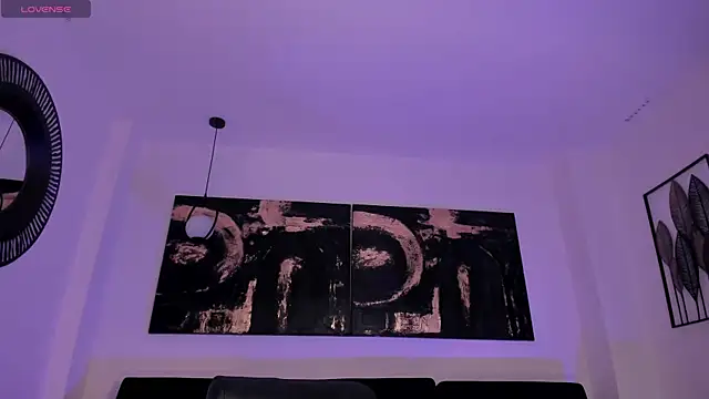 LisaFlowers  online show from 04-15-26, 07:47