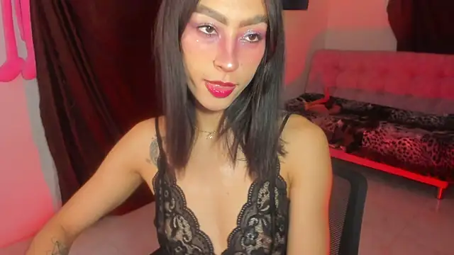 Snapshot of Ounla_Sweet chatting on 05-26-26, 08:34 Ounla Sweet online show from 05-26-26, 08:34