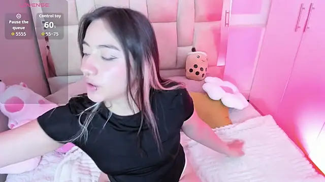 Snapshot of Nana__S chatting on 02-20-26, 07:21 Nana S online show from 02-20-26, 07:21