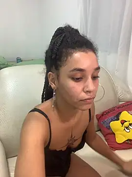 Lillith Bloom online show from 04-01-26, 08:06