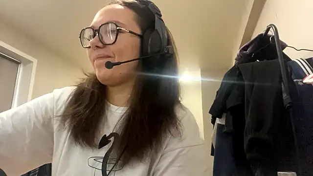 KerriMcbreen online show from 12-04-25, 03:16