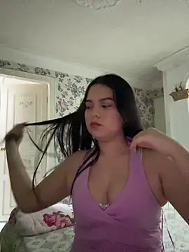 Snapshot of sweet_ruby_ chatting on 05-14-26, 11:57 sweet ruby online show from 05-14-26, 11:57