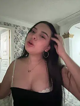 Snapshot of sweet_ruby_ chatting on 06-12-26, 02:20 sweet ruby online show from 06-12-26, 02:20