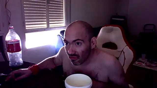 Snapshot of spartan24cm chatting on 07-06-26, 12:01 spartan24cm online show from 07-06-26, 12:01