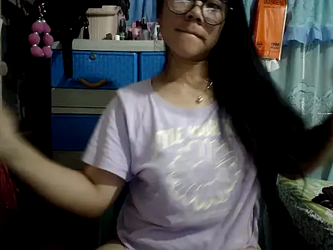 xxdreamgirl69 online show from 03-11-26, 01:21