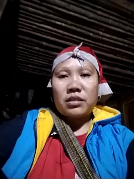 Snapshot of LeoPet2x chatting on 12-20-25, 11:13 LeoPet2x online show from 12-20-25, 11:13