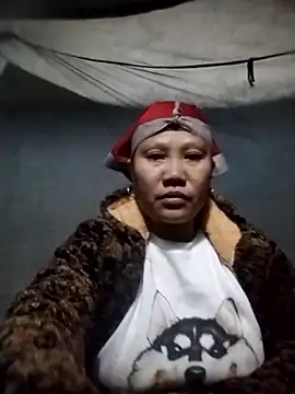 Snapshot of LeoPet2x chatting on 01-07-26, 10:26 LeoPet2x online show from 01-07-26, 10:26