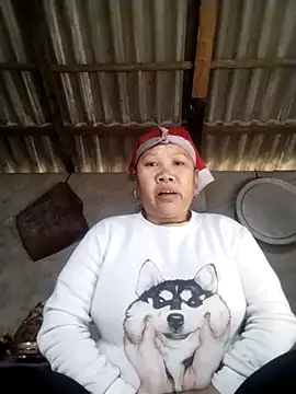 Snapshot of LeoPet2x chatting on 01-09-26, 03:13 LeoPet2x online show from 01-09-26, 03:13