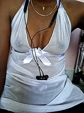 Snapshot of Tamil_Laksh chatting on 03-10-26, 05:33 Tamil Laksh online show from 03-10-26, 05:33