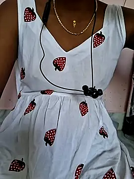 Snapshot of Tamil_Laksh chatting on 02-04-26, 06:30 Tamil Laksh online show from 02-04-26, 06:30