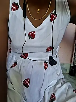 Snapshot of Tamil_Laksh chatting on 02-05-26, 06:09 Tamil Laksh online show from 02-05-26, 06:09