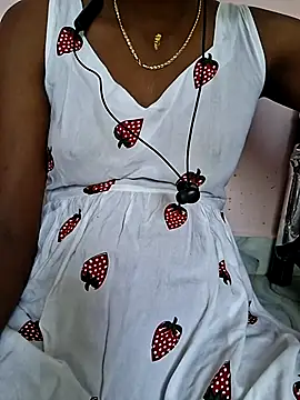 Snapshot of Tamil_Laksh chatting on 02-10-26, 06:23 Tamil Laksh online show from 02-10-26, 06:23