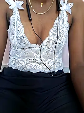 Snapshot of Tamil_Laksh chatting on 03-17-26, 05:32 Tamil Laksh online show from 03-17-26, 05:32