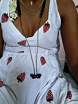 Snapshot of Tamil_Laksh chatting on 03-18-26, 05:43 Tamil Laksh online show from 03-18-26, 05:43