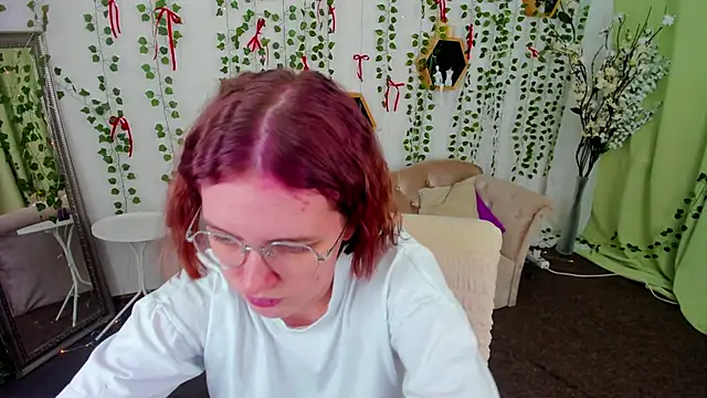 Snapshot of Mia_Mooore chatting on 02-18-26, 01:18 Mia Mooore online show from 02-18-26, 01:18