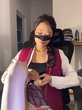 youyou-baby999 online show from 02-09-26, 03:59