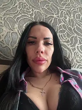 Snapshot of Sweet_little_gir chatting on 01-15-26, 09:23 Sweet little gir online show from 01-15-26, 09:23