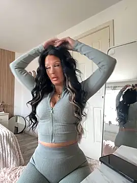 Lolaxox  online show from 04-10-26, 04:14